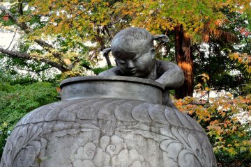 Autumn at Goryo Shrine in Kyoto