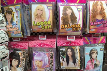 <p>Plethora of wigs to choose from. My favorite is the pink bob - check out my Twitter page to view my profile picture wearing this exact one!</p>