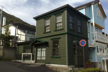 Une belle maison en bardeaux