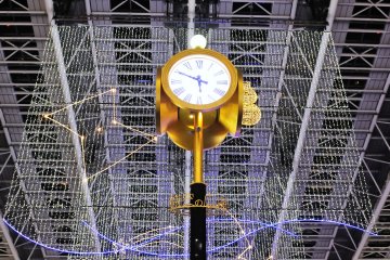 <p>The symbol of 'Toki-no Hiroba Plaza'</p>