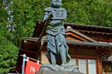 <p>Even before you start your ascent up this mountain you will immediately notice the first of many dark figures peering down at you</p>