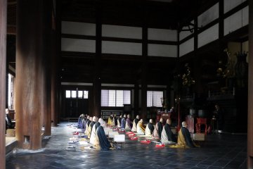 <p>I couldn't help noticing the curious slippers!&nbsp;</p>