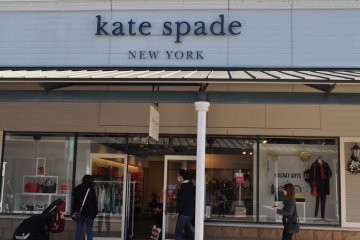 Kate Spade-o-philes&nbsp;can quench their needs here!&nbsp;