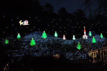 A pretty Christmas scene rendered in eco-friendly LEDs.&nbsp;
