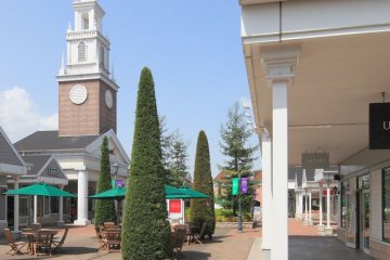 A day tour of Sano Premium Outlets, Agri Town Strawberry Picking, and Ashikaga Flower Park.