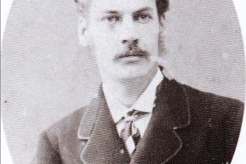 A young Satow.