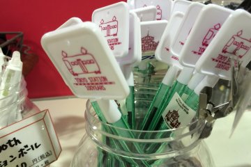 <p>100th Anniversary pens for less then 200yen each</p>