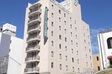 <p>It's easy to spot from the street</p>