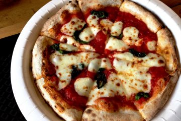 Pizza Kajikarno Miyama [Closed]
