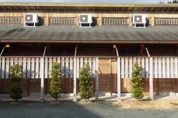 <p>The baths are located in two wings to either side of the main entrance</p>