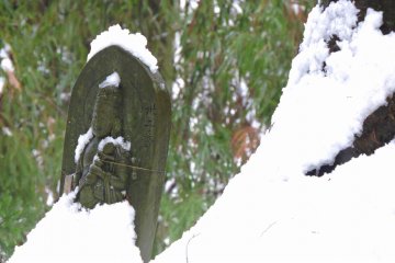 <p>Close-up look at the serene face of No. 32 Kannon statue</p>