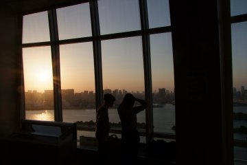 <p>Looking at Tokyo</p>