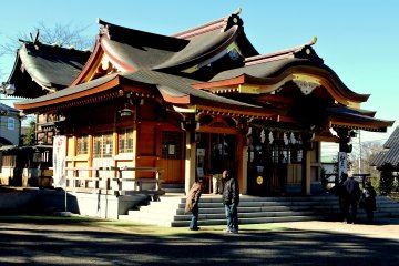 <p>Main hall of Sugawara Shrine</p>