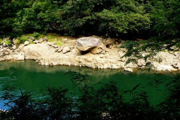 <p>Beautiful Seta River</p>