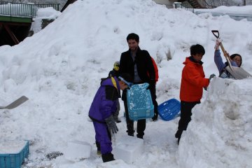 <p>My first ice block completed</p>