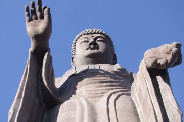 <p>The Ushiku Daibutsu</p>