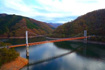 Autumn Beauty of Lake Kuzuryu