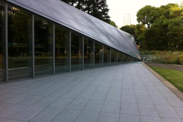 The right wing of the structure