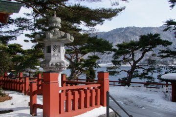 ทะเลสาบ Chuzen-ji  ในฤดูหนาว
