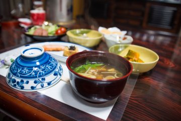 <p>Sarapan</p>