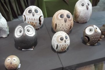<p>Much of the tableware is cute</p>