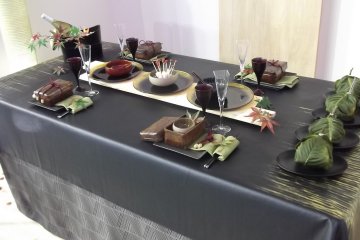 <p>A lot of the displays are of a traditional Japanese aesthetic</p>