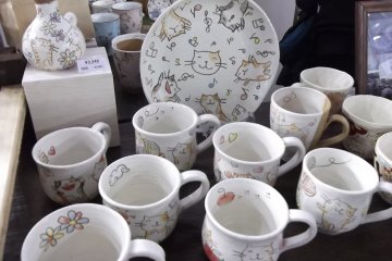 <p>Almost too cute to eat off or drink from</p>