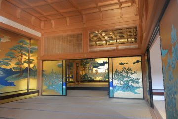 L'intérieur ressemble à un film de samouraï