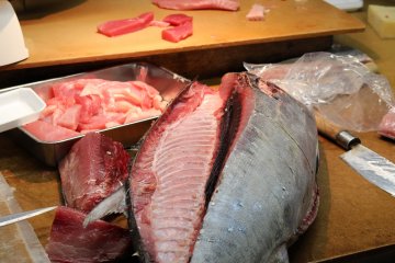 Preparation of tuna