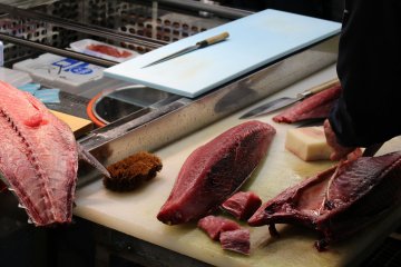 Preparation of tuna
