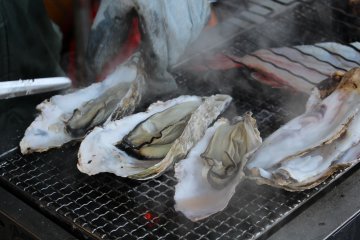 Grilled oyster time