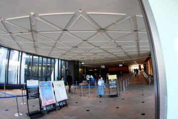 <p>This is the area where you have to line&nbsp;up to purchase the tickets to the first tembo deck; from there you can purchase the extra ticket to go to the higher deck.&nbsp;</p>