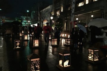 <p>Even in rain or snow, the lanterns are amazing to see!</p>