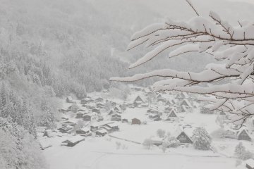 <p>Looking down at the thatched roof village from Shiroyama Observation Deck</p>