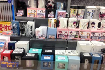 <p>Diabolical Love mugs at Animate Akita</p>
