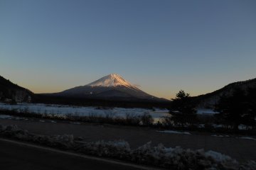 <p>Le Mont Fuji depuis Shojiko</p>