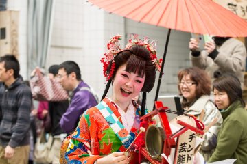 <p>Smiles</p>
