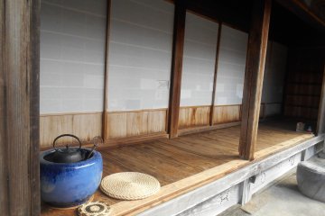 <p>A traditional house at the beginning of the course</p>