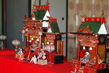 <p>Some of the doll sets are particularly ornate.&nbsp;</p>
