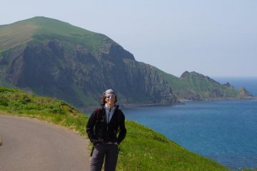 Green cliffs at Cape Sukoton