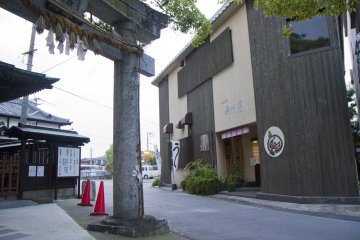 <p>Explore the angles of Yanagawa</p>