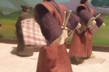 <p>A close-up from one of the cute little dioramas</p>