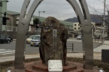 <p>The flame symbolizes its use in steel transformation</p>
