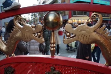 You can find the dragon motif just about anywhere in Chinatown