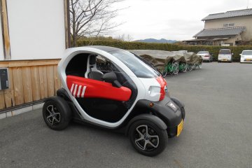 <p>Une voiture de location michimo</p>