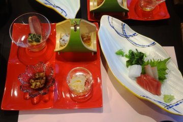 <p>The appetizer course at dinner</p>