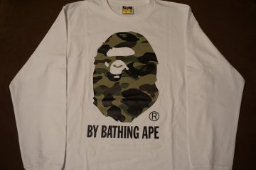 <p>Camouflage ape long-sleeved t-shirt by Bathing Ape</p>