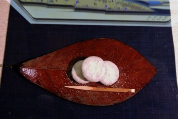 <p>These mochi sweets look so real, but they are one of the models in the Mochi Museum</p>