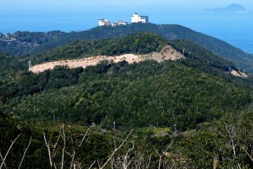 My first view of Ijika Daichi Hotel from an observation point on the Pearl Road