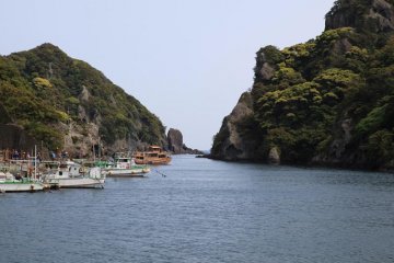 Picturesque views like this are in abundance around the Shimoda area, a great place to simply wonder and shoot away with your camera